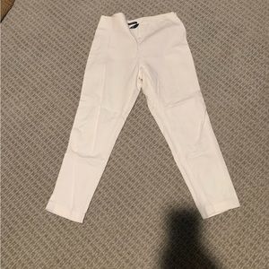 Jones New York white pants size 6